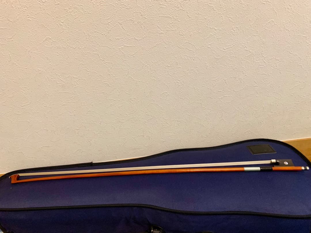 バイオリン弓　7/8 ほぼ新品