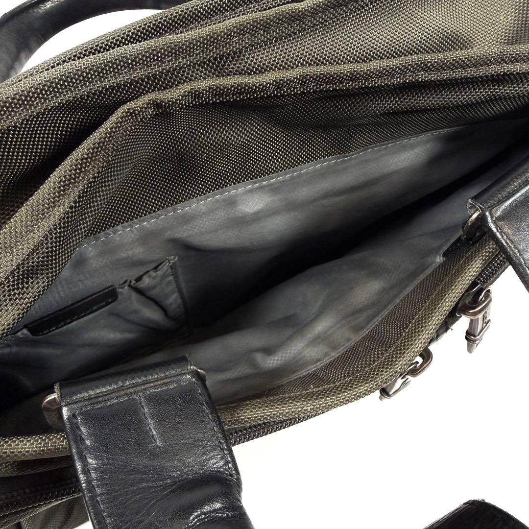 【希少色】トゥミ　ビジネスバッグ　アルファ2 3way 大丸限定　カーキ系