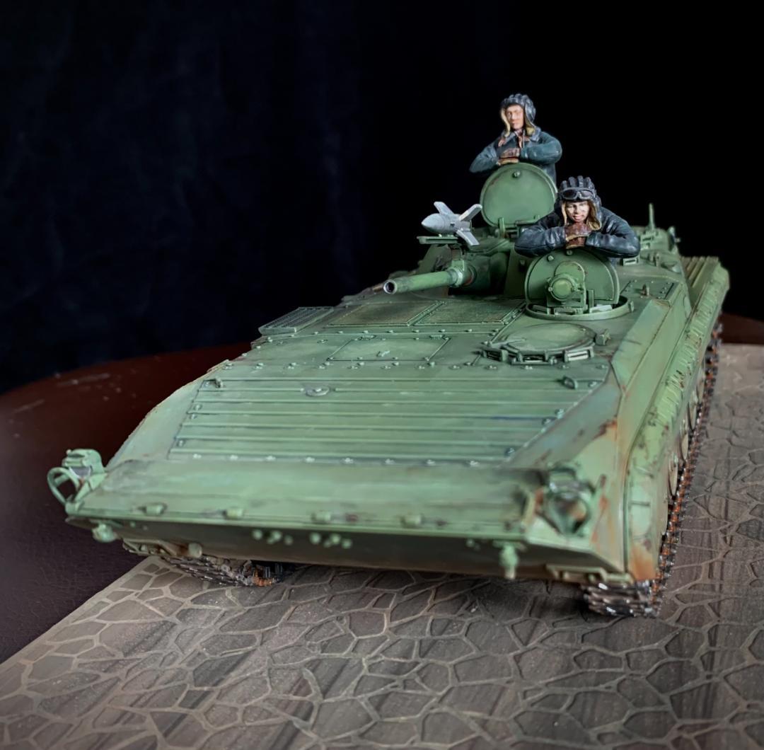 完成品1/35AFV ソビエト軍/ロシア軍BMP-1