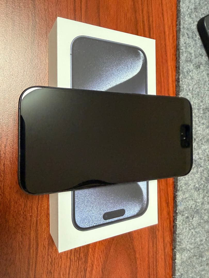 【美品】iPhone 15 Pro 128GB ブルーチタニウム（SIMフリー）