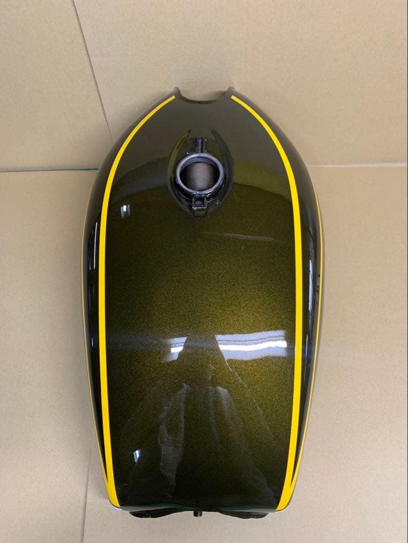 z1 z2 タイガー 外装 リペイント　タンク　サイド テール 未使用 mk2