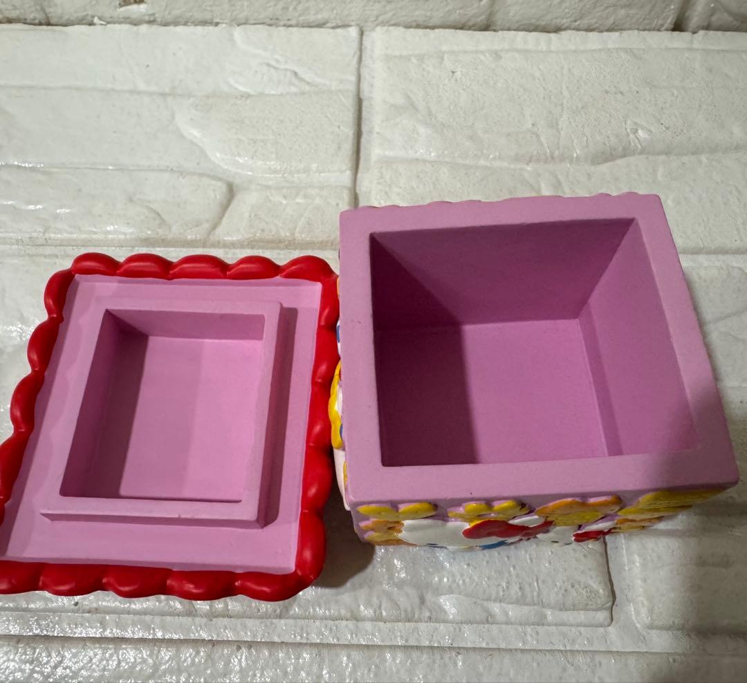 ▪︎レトロ▪︎ハローキティ 小物入れ KTポリレジン