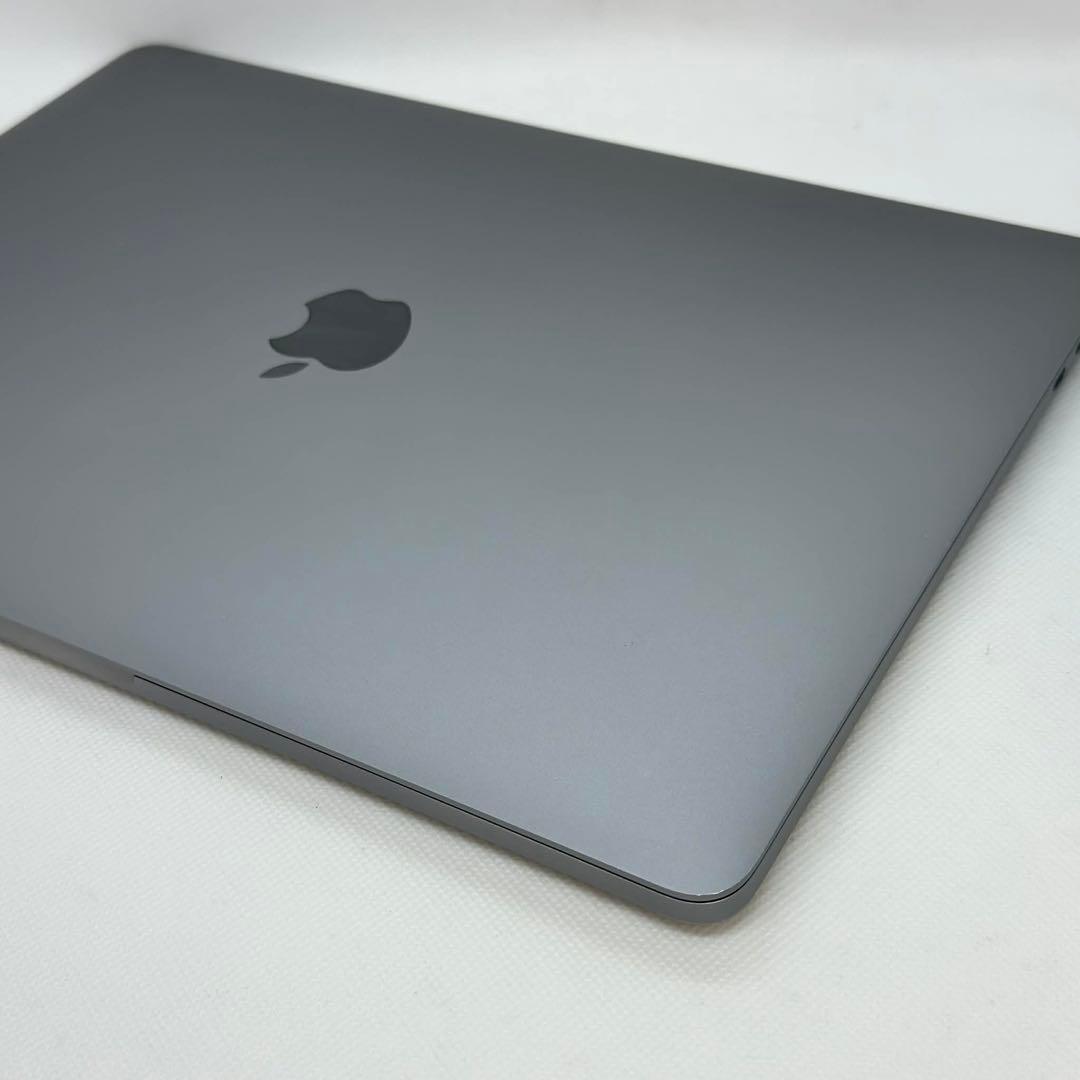 MacBook Pro 13インチ（2019)スペースグレイ
