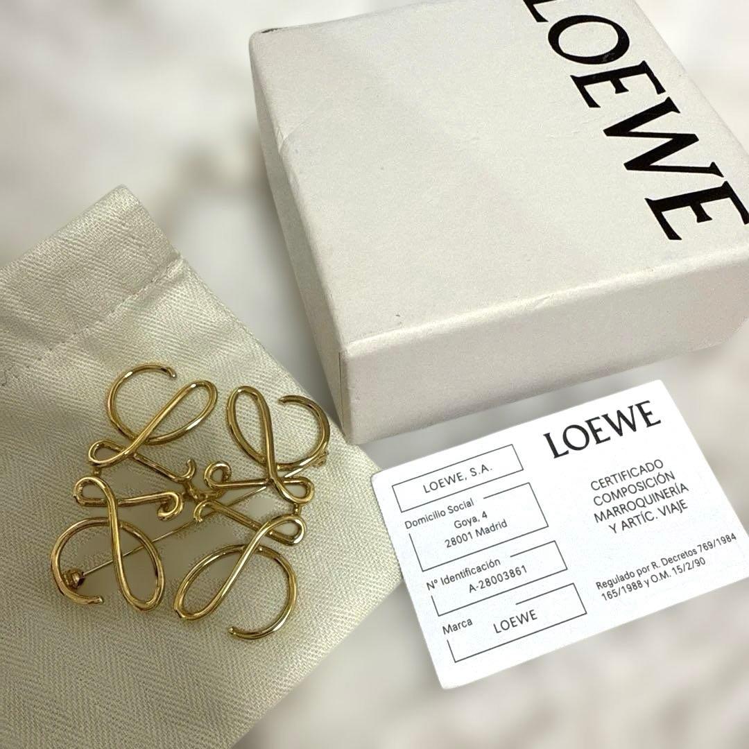 LOEWE(ロエベ) ブローチ アナグラム ゴールド