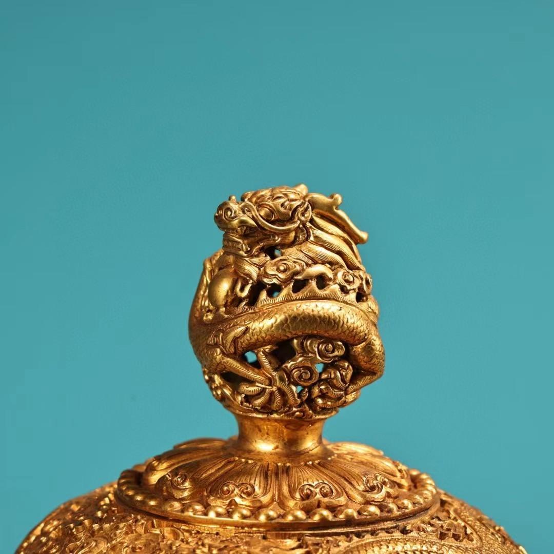 中国古美術・旧蔵鎏金转角煙香炉・純銅细密彫・純手作・高浮彫・置物・茶道具・文房具