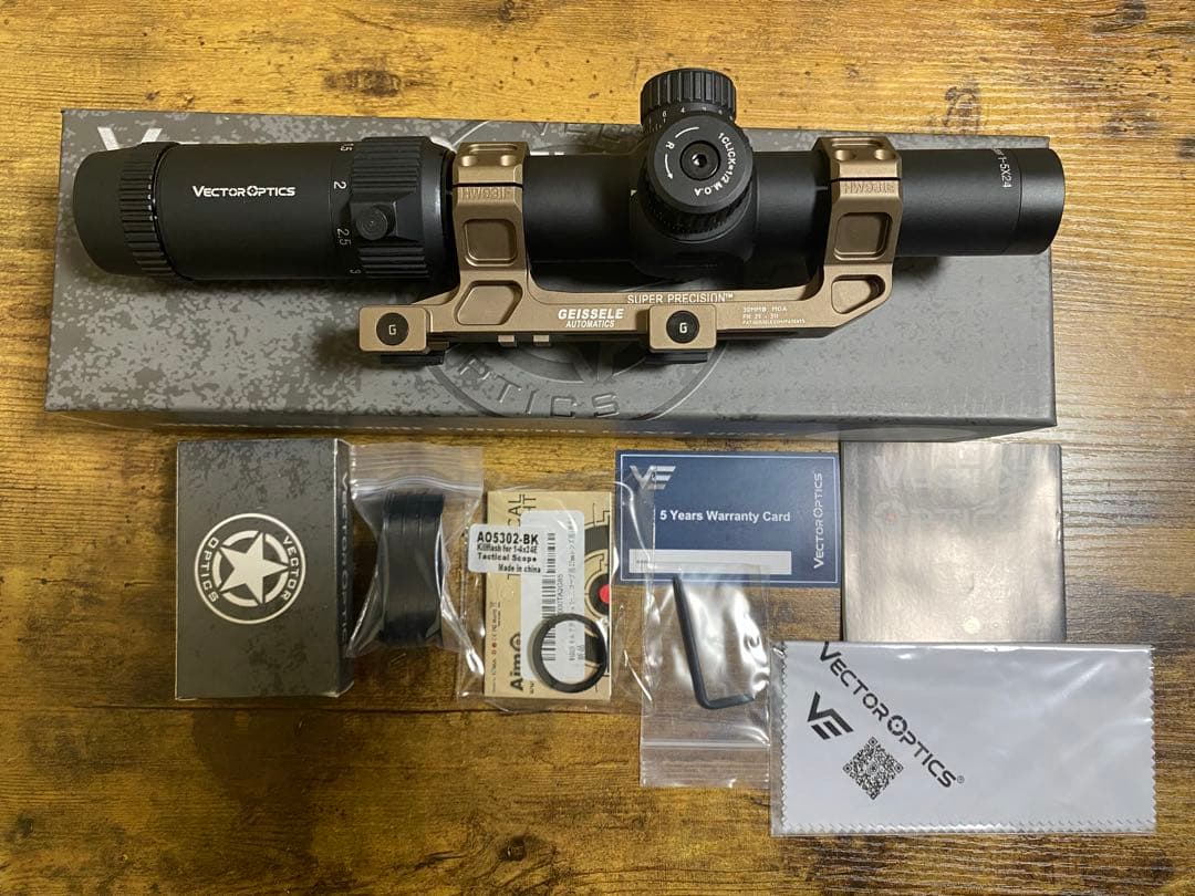 ベクターオプティクス　FORESTER 1-5X24 GENII