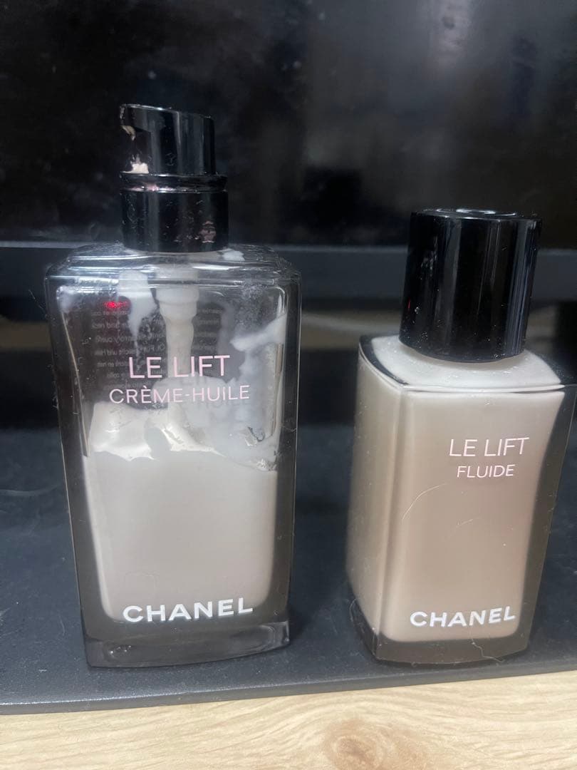 CHANEL ル リフト フリュイド 50ml 乳液　美容液