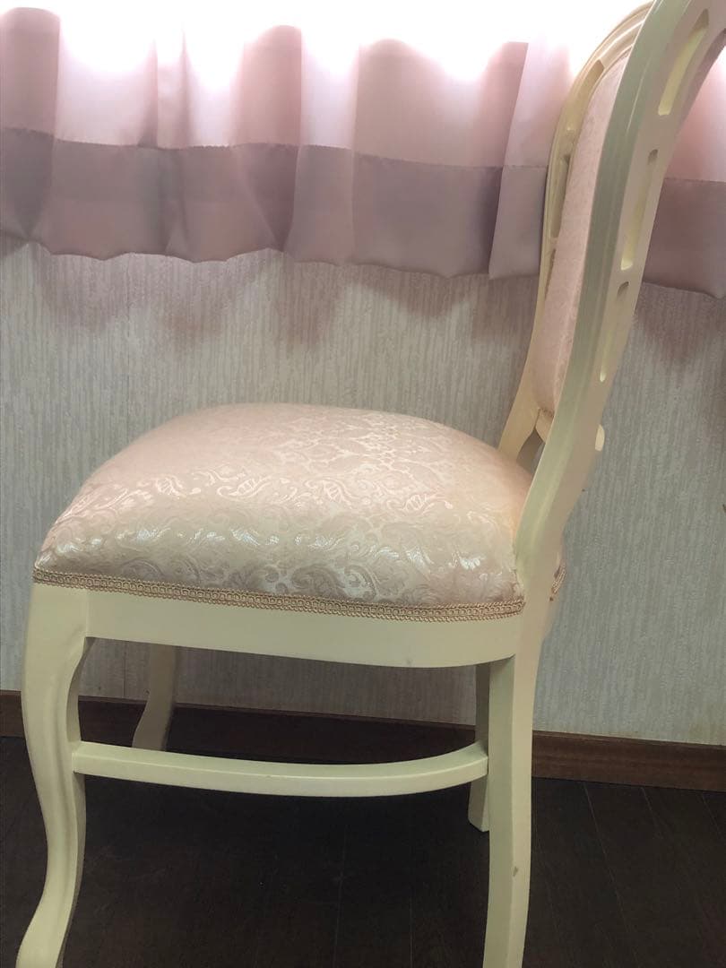 ロココ　猫脚アンティークチェア♦️美しい ホワイト ダマスク♦️完売品♦️送料込