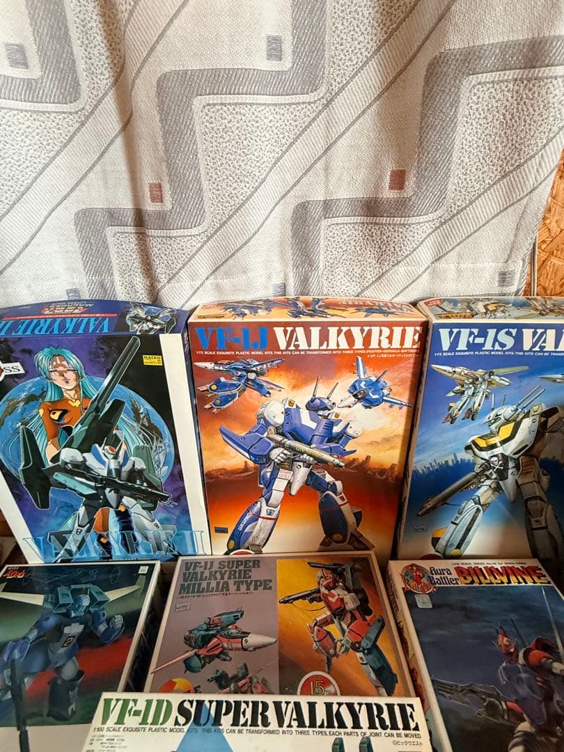 ガンダムプラモデル16個まとめ売り