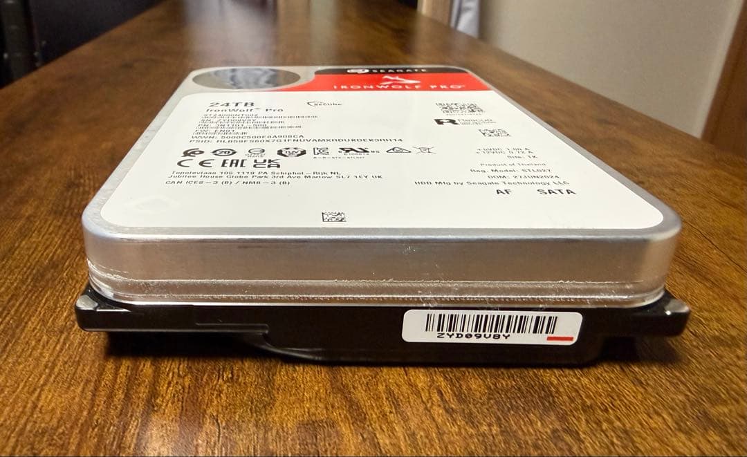 Seagate IronWolf Pro 24TB 稼働684h 動作良好