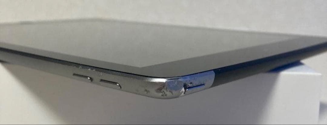 ipad 第5世代　シルバー　Wi-Fi+Cellular　32GB