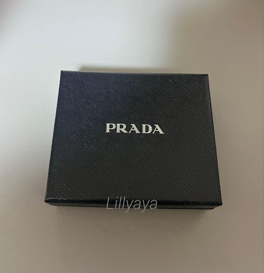 ☆週末限定価格☆【極美品】PRADA サフィアーノレザー 折り財布 ブラック