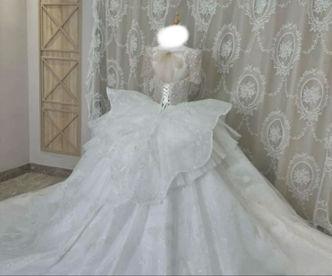 【1月末で処分予定です！】韓国　ウエディングドレス　専用バッグ付き