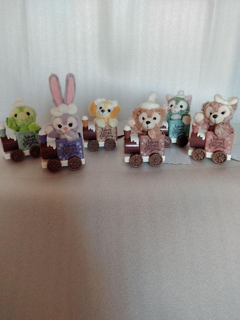 ダッフィーフレンズストラップ　ぬいぐるみバンド　リゾート限定2022寅ピンバッジ