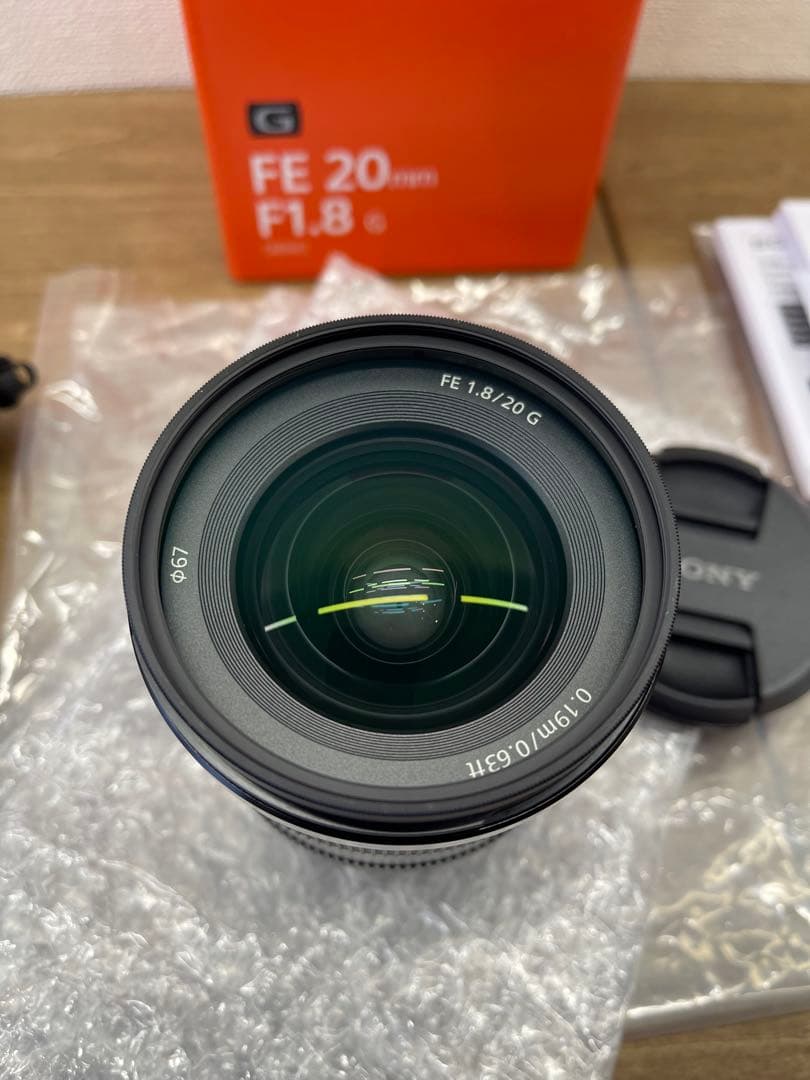 ジュライ【ほぼ新品】SONY a F1.8 G SEL 20F18G
