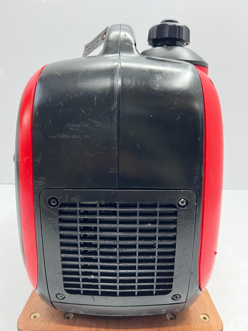 新ダイワ インバーター発電機 iEG1600M 【動作良好・保証付】★81216