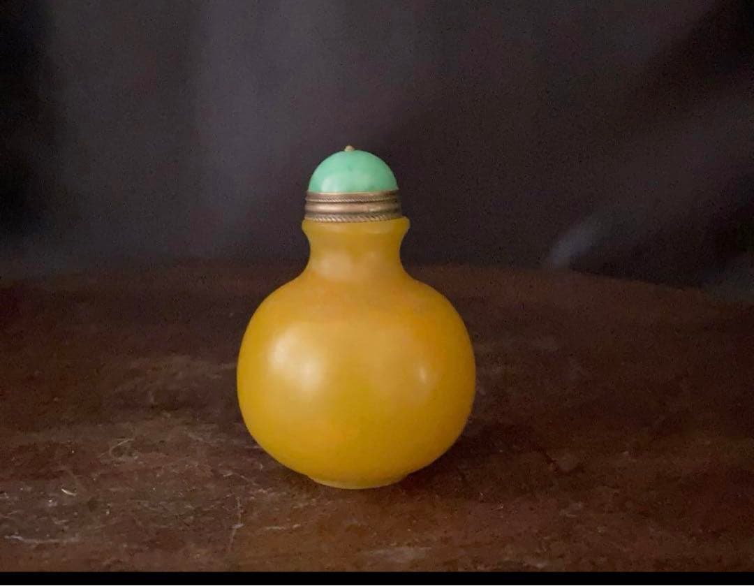 鼻煙壺 中國美術 琉璃 雞油黃 時代（清末〜民国）