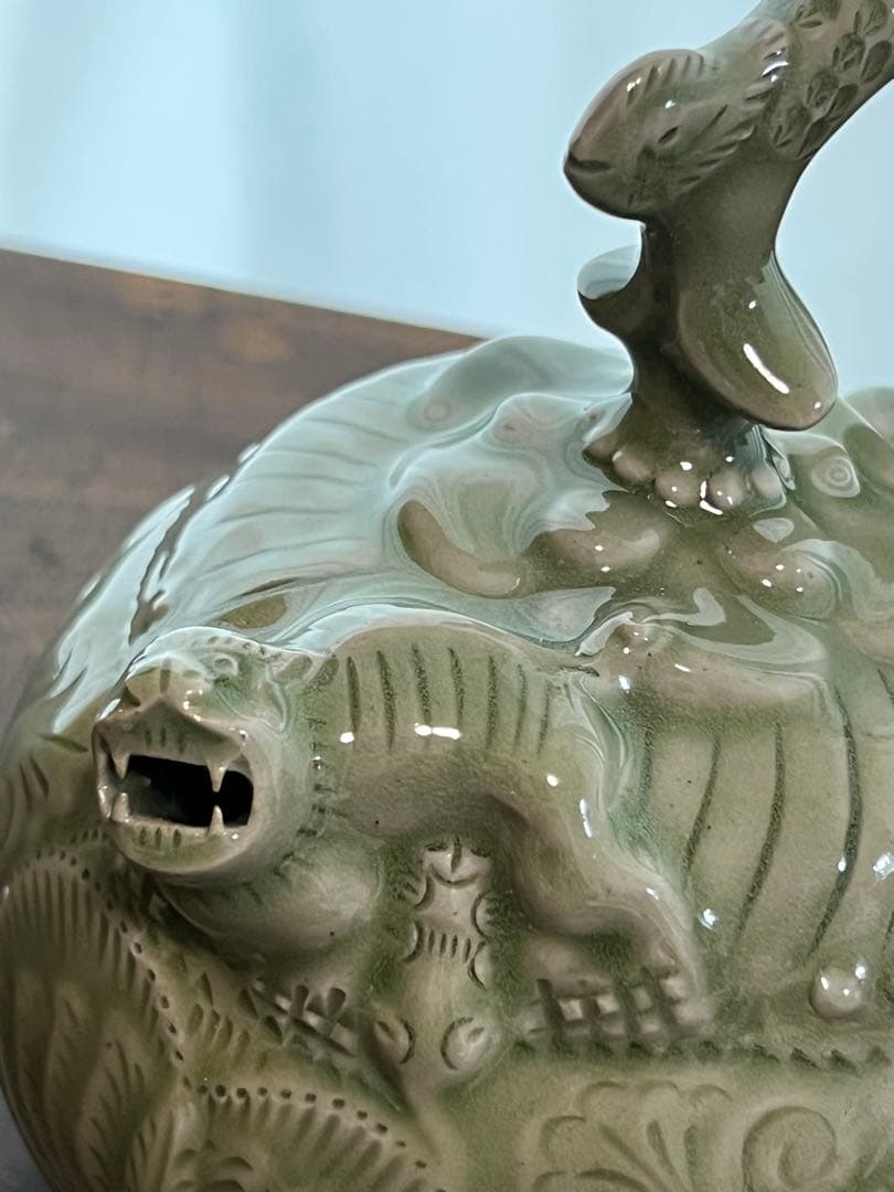 中国耀州窯青磁のレプリカ