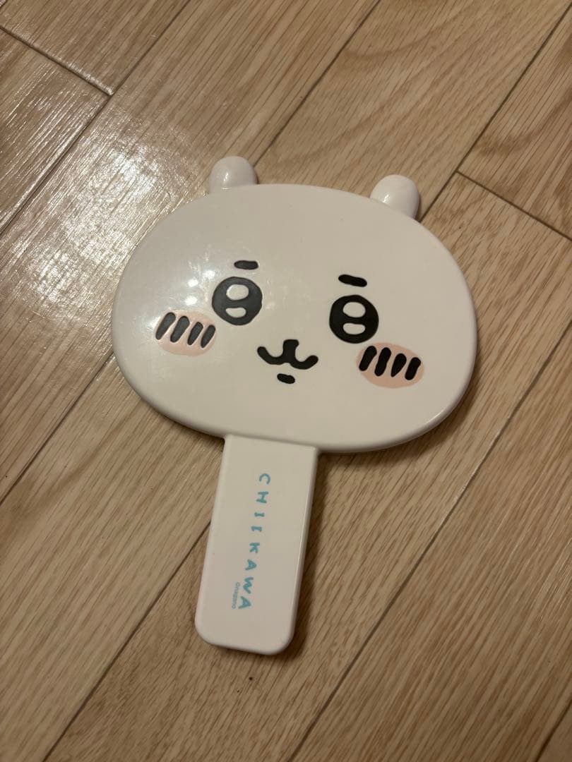 ちいかわ ダイカットハンドミラー