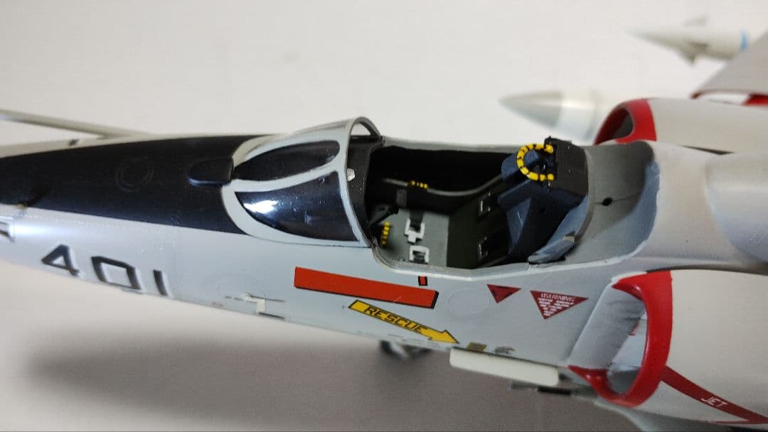 プラモデル完成機　1/32　A-4E/Fスカイホーク