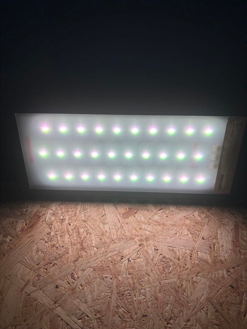 chihiros WRGB30 本体 シェード アクリルスタンドのセット