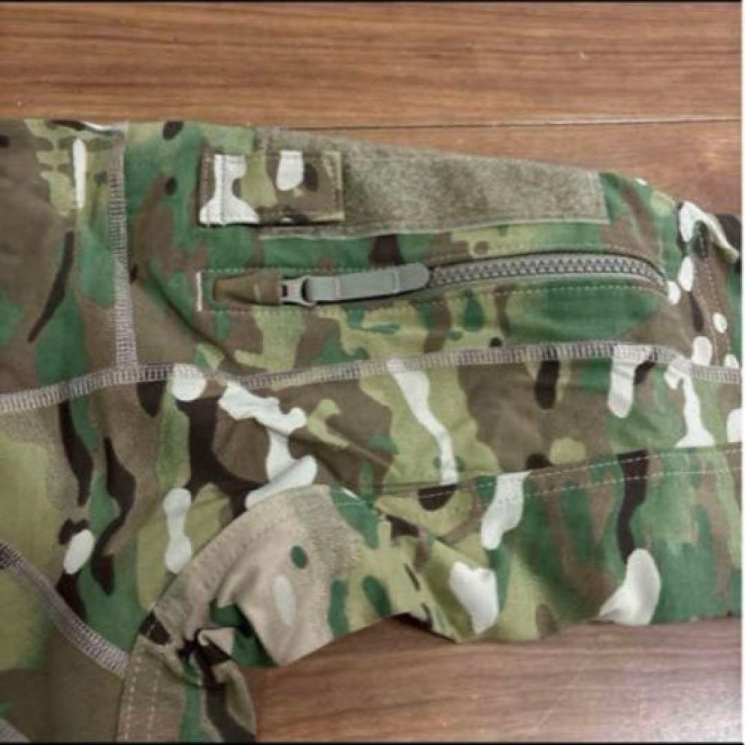 新品　未使用品　MASSIF FR COMBAT SHIRT MEDIUM