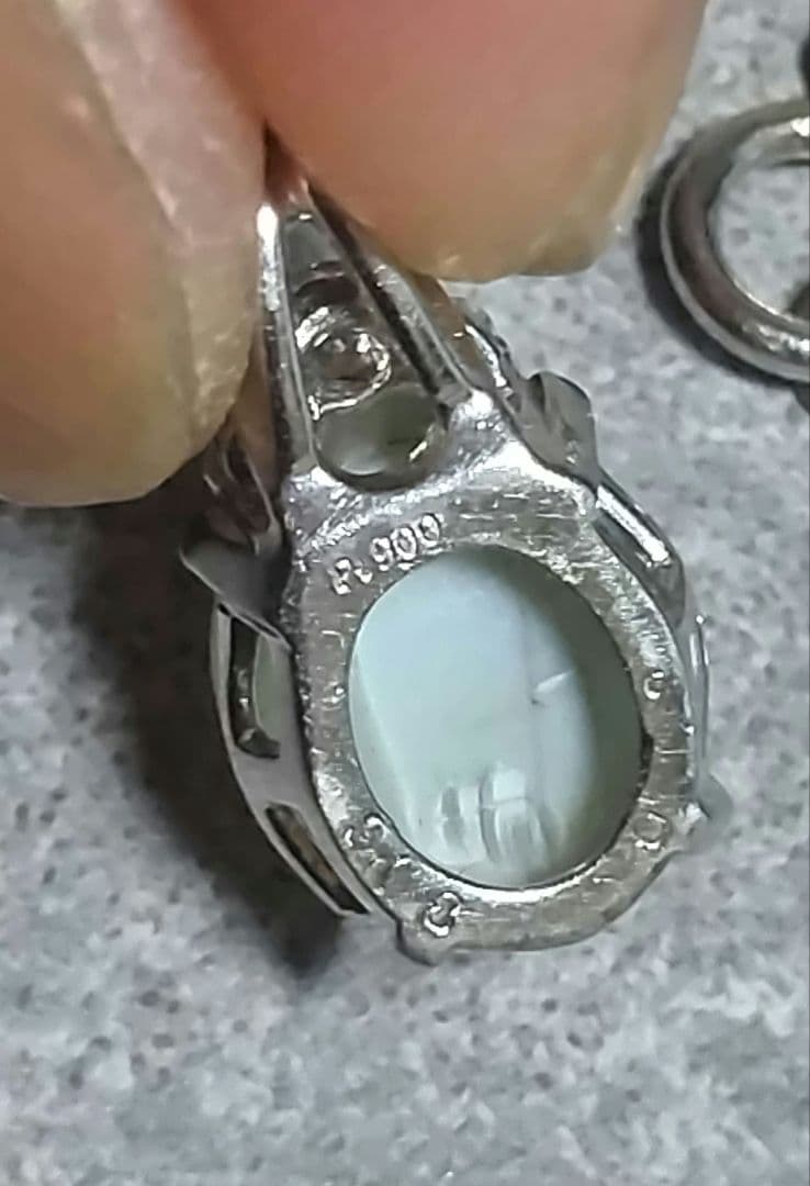 Ｐt900クリソベリルキャッツアイ 3.68カラット