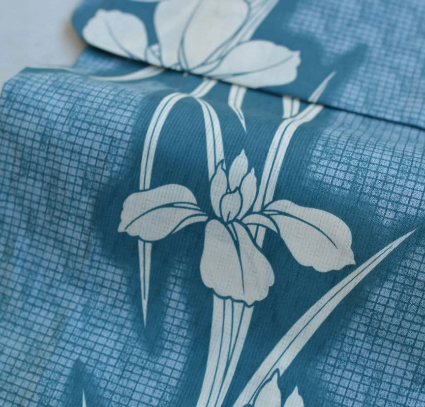 utatane セパレート高級変わり織 二部式浴衣3点セット　鈍青に菖蒲　古典柄