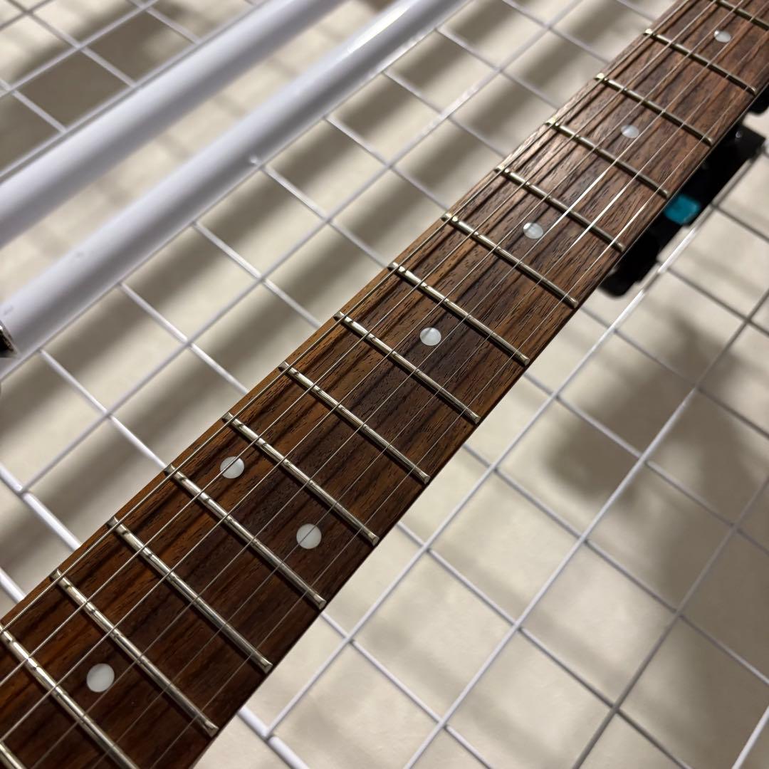 ノーブランド　ストラトキャスター　エレキギター サンバースト