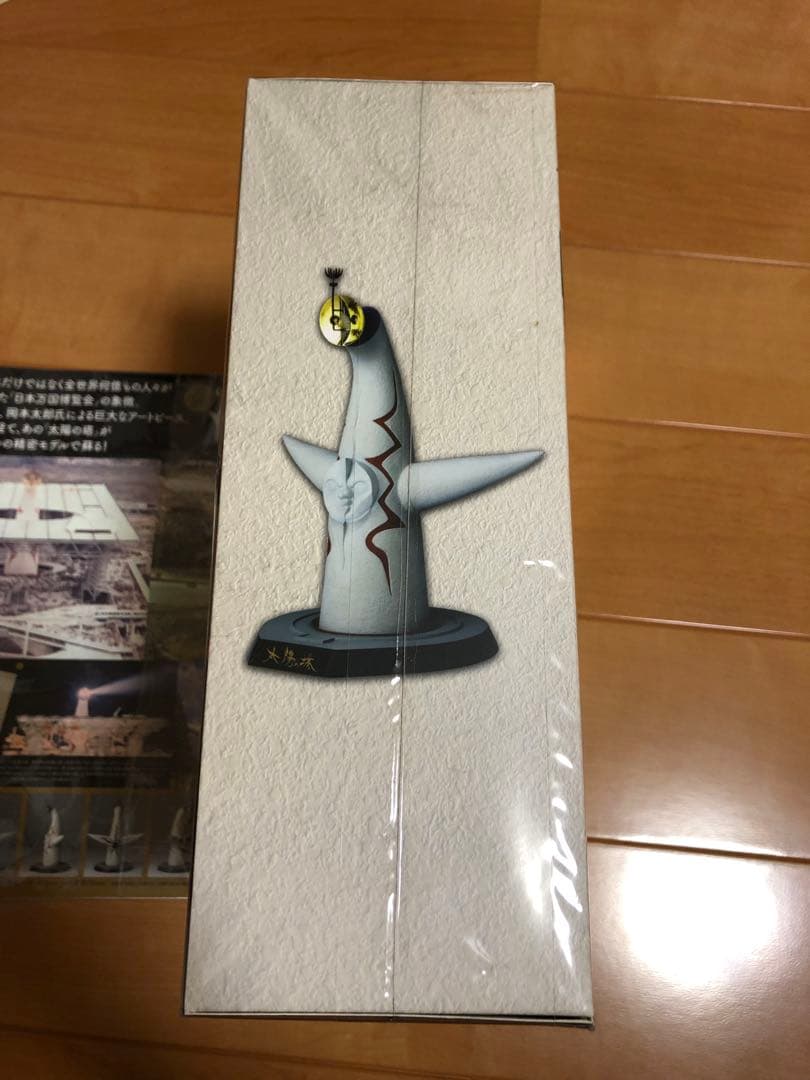 KAIYODO 太陽の塔 フィギュア