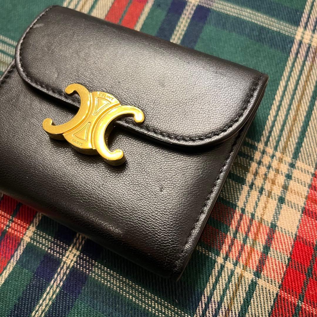 セリーヌ スモール フラップウォレット トリオンフ ブラック