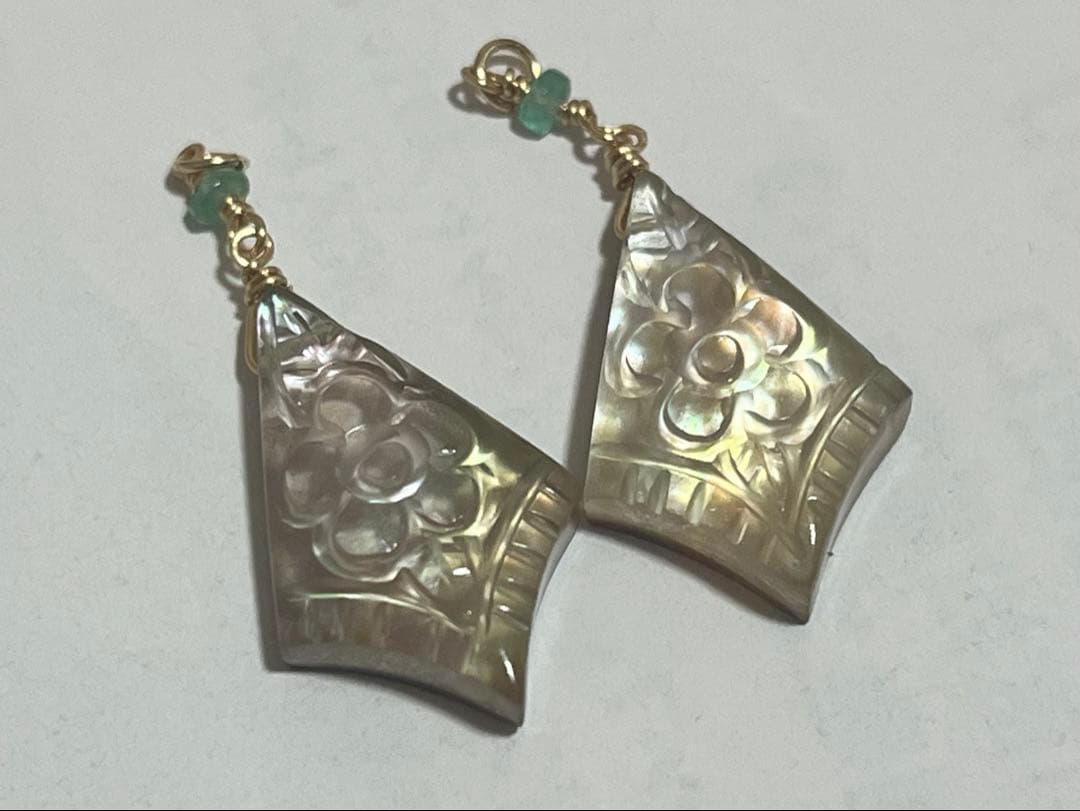 R Hです⭐︎14kgfブラウンマザオパ✖️水晶のチャーム