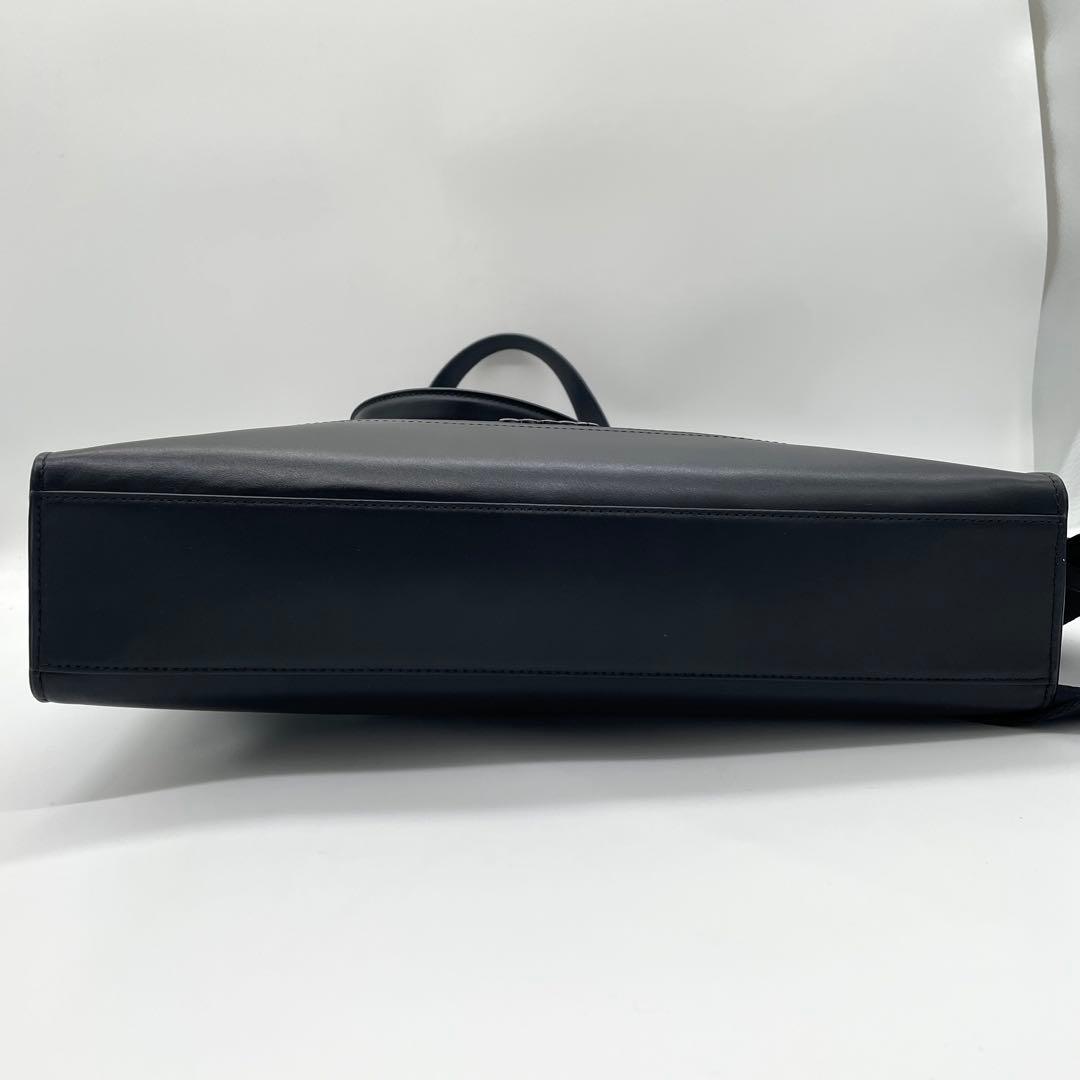 【極美品】コーチ　ビジネス　トートバッグ　グラハム　シグネチャー　2way