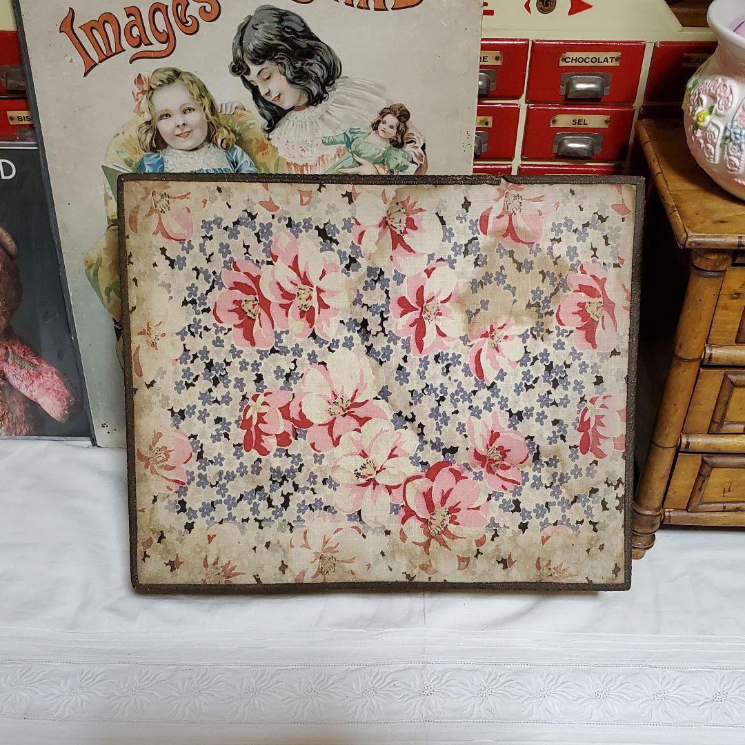 アンティーク　カルトナージュ　花柄ボックス