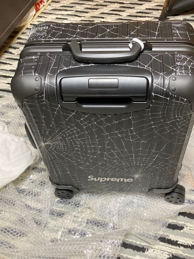 k【新品未使用】シュプリーム/リモワ 49L キャリーケース