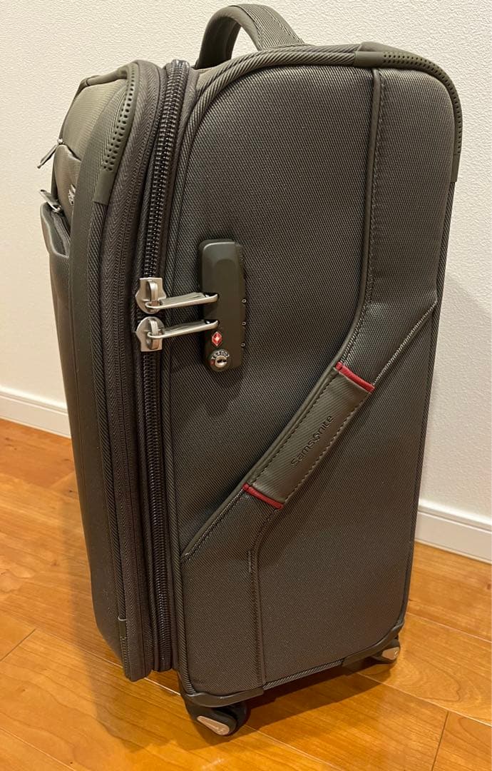 サムソナイト　スーツケースケース