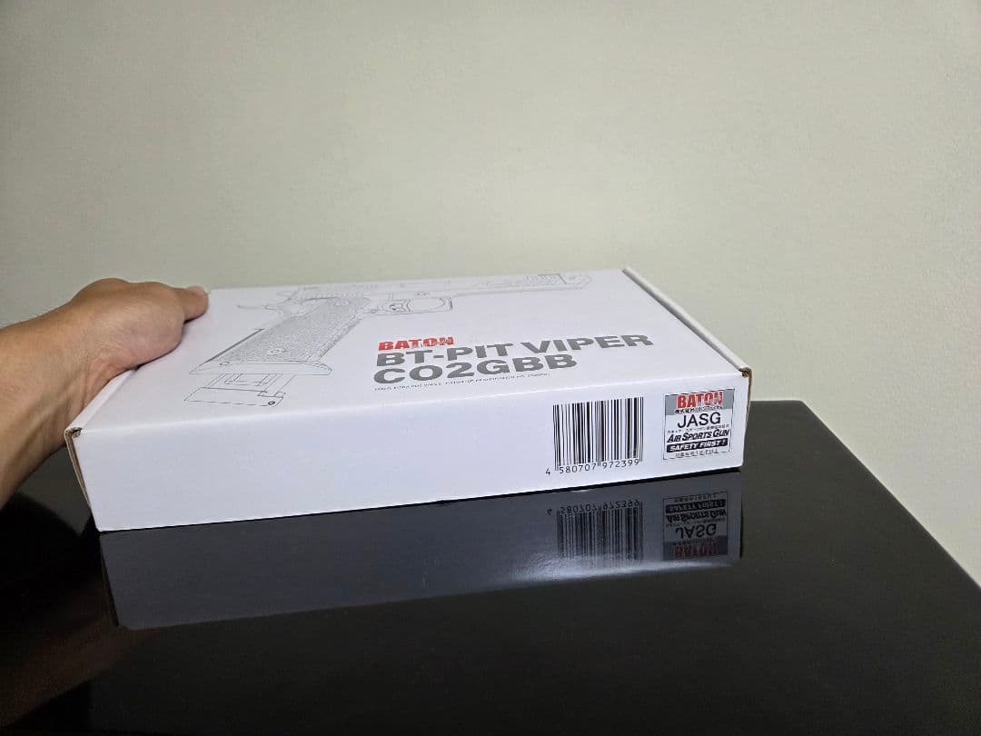 誠*様 ジョンウィックビットバイパー ガスガン ブラック マガジン3本付き