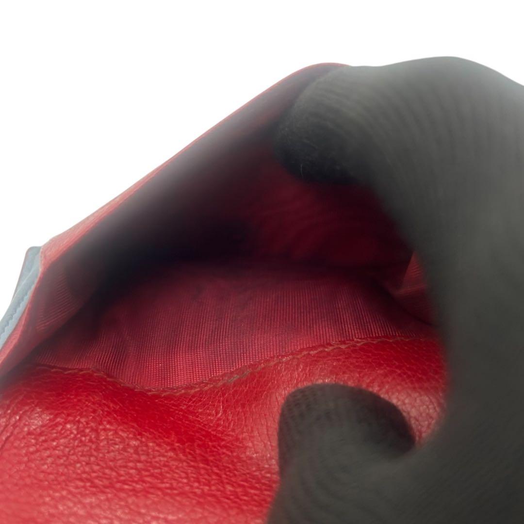 希少カラー miu miu マドラスラブ 二つ折り財布 ハート 水色×赤 レザー