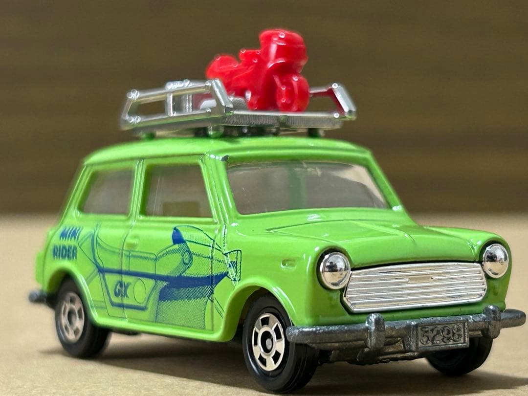 日本製 トミカ ミニクーパー ポケバイ付