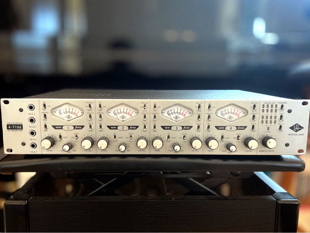 【完動美品】UNIVERSAL AUDIO 4-710D 高級マイクプリアンプ