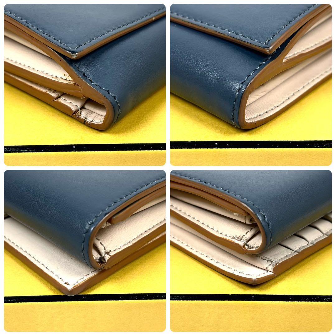 フェンディ　ピーカブー　折り財布　ターンロック　バイカラー　レザー　コンパクト