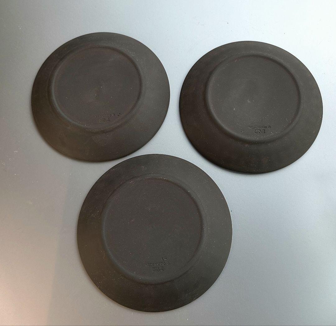 ウェッジウッド ブラックバサルト ワニ柄 エジプシャン プレート 3枚セット