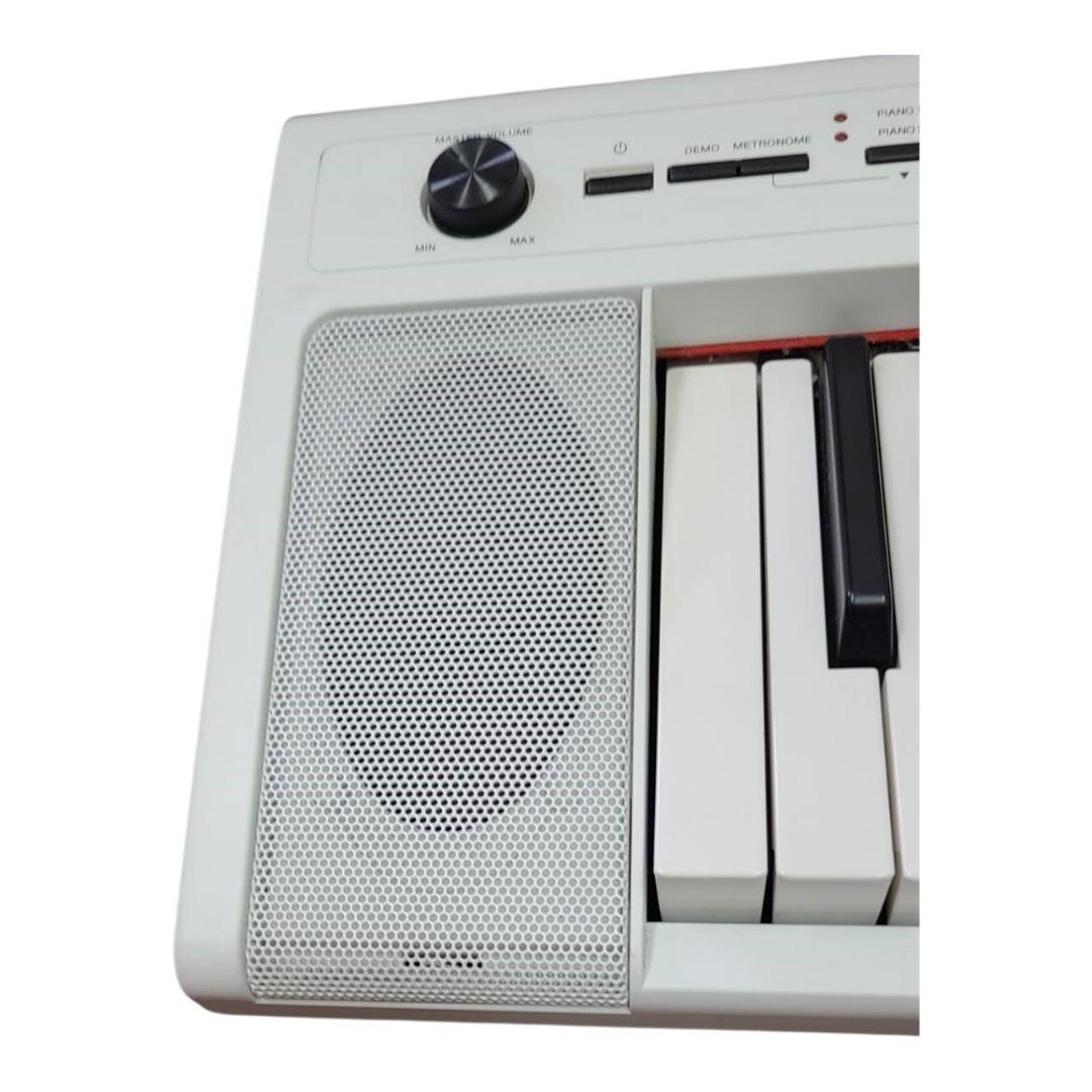 ヤマハ piaggero np-32 電子ピアノWH 軽量76鍵キーボード
