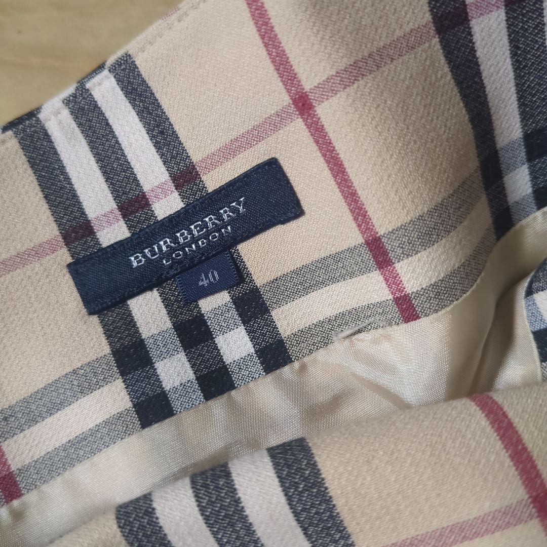 試着のみ♡BURBERRY LONDONスカート