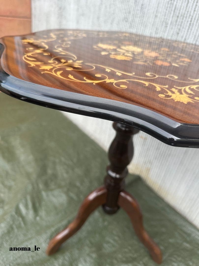 【サイドテーブル】イタリア　象嵌細工　花台　飾り台　インテリア◎