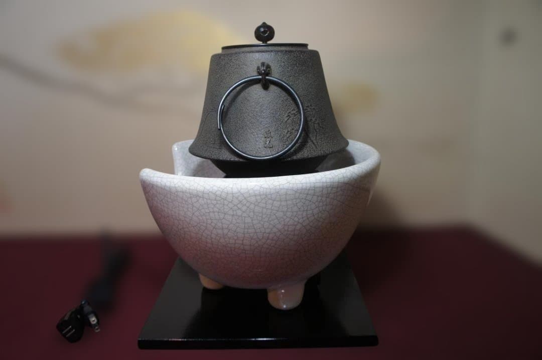 ☆ 野々田 しろ薩摩風炉(紅鉢型)電熱器 在銘富士釜 釜鐶他フルセット送料込み