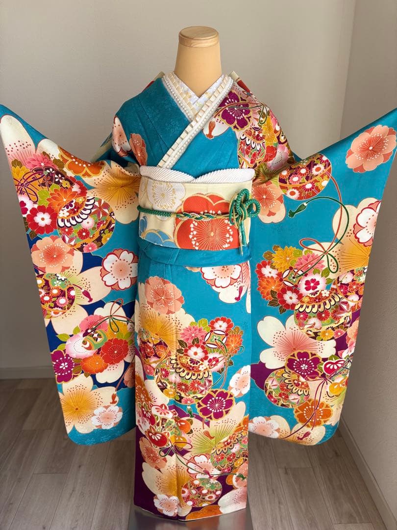 yui ⭐️可愛い！振袖フルセット　正絹振袖　成人式　水色系　最終価格です！