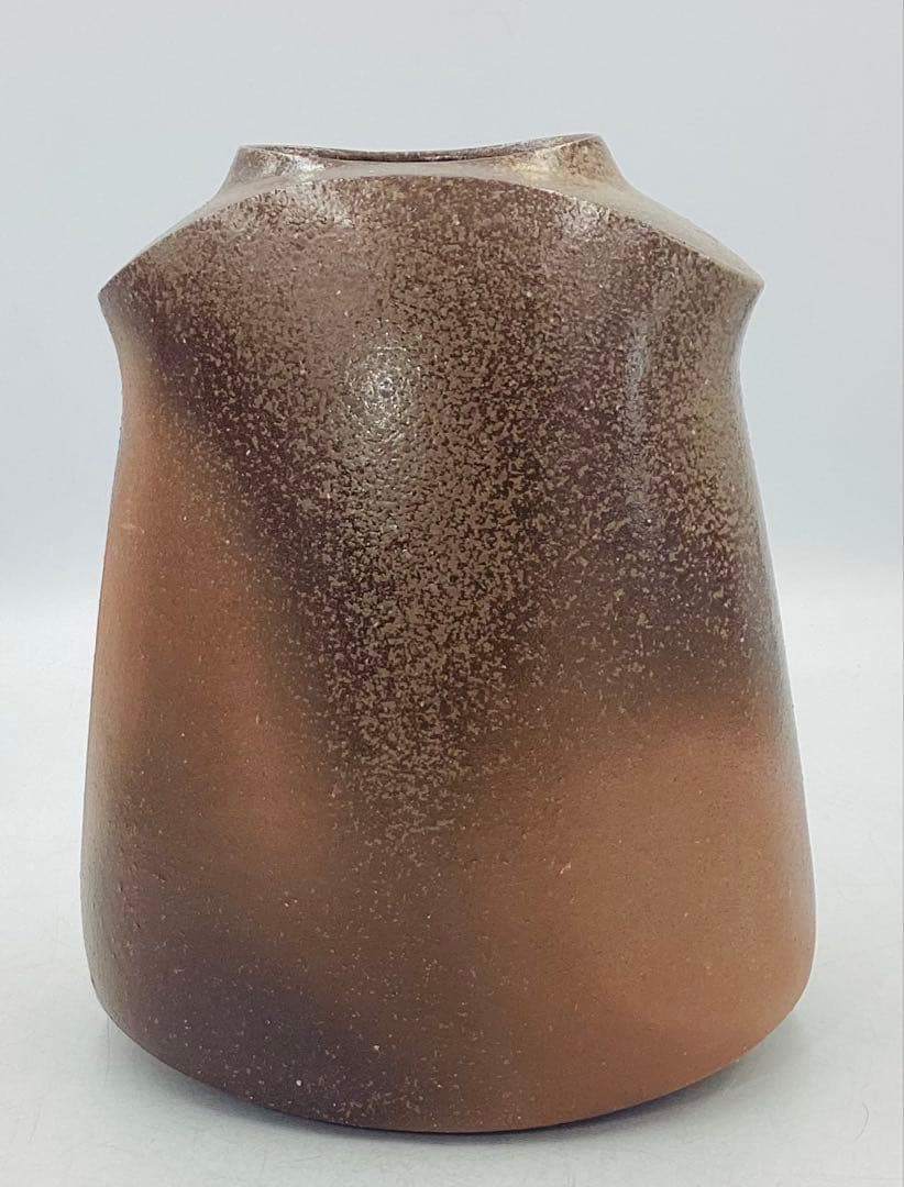 ★ 伊勢崎創先生　伊勢崎満先生の三男　備前焼扁壺　共箱　【25】　★