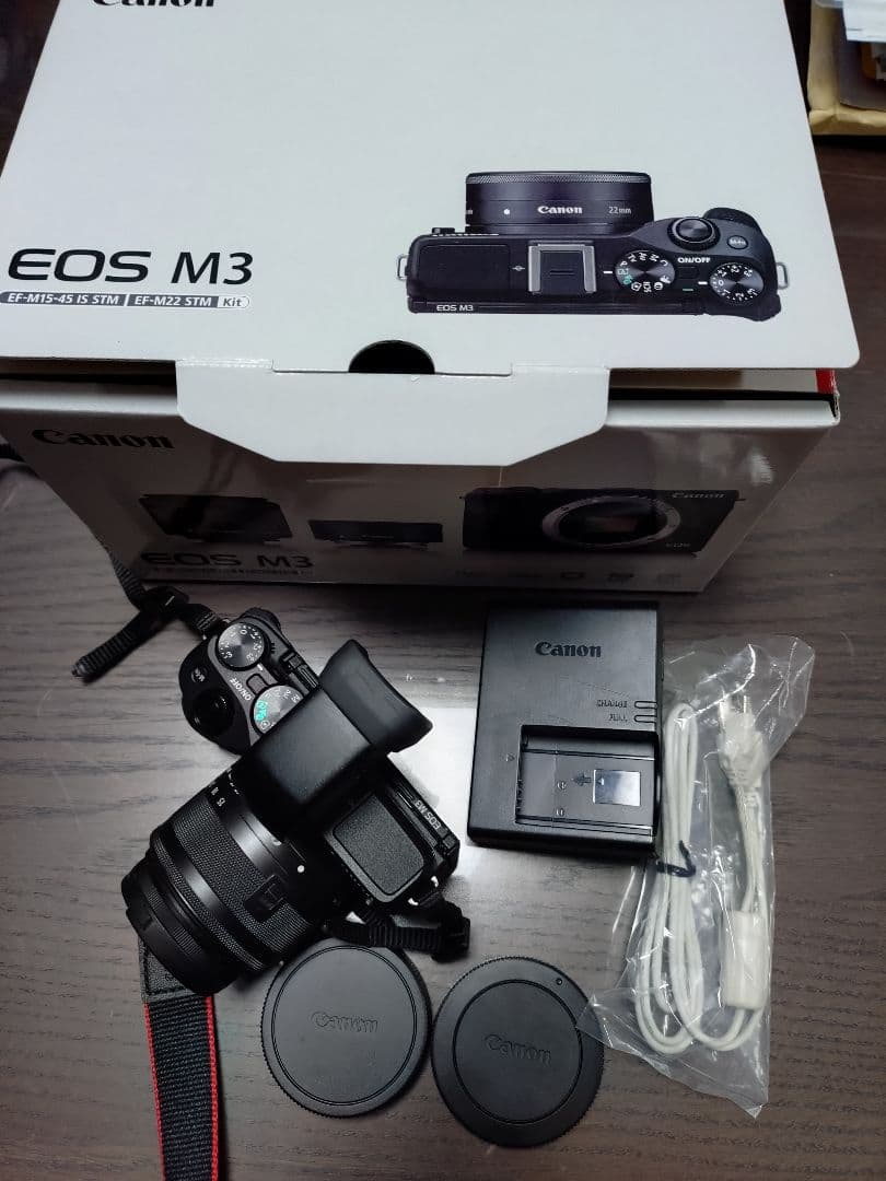 Canon EOS M3 ミラーレスカメラ