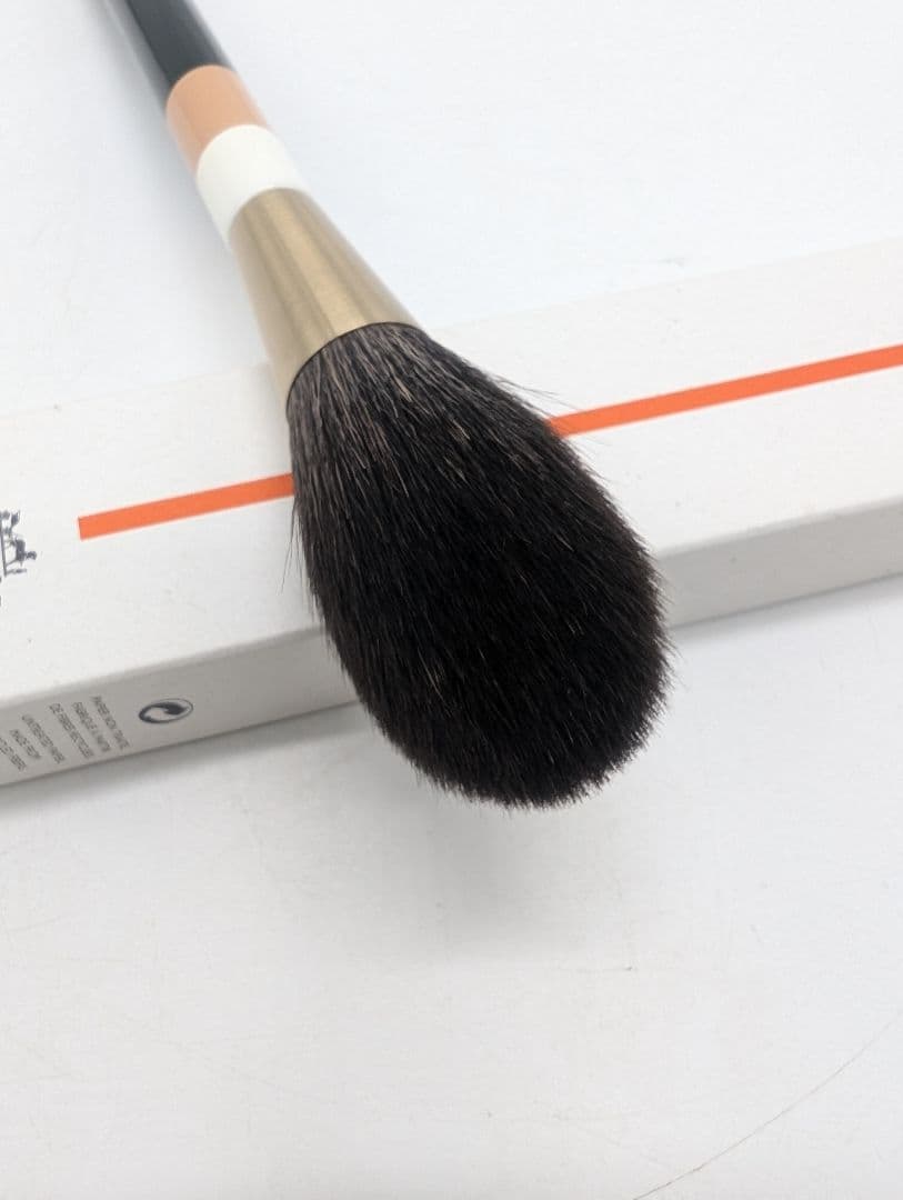 （M.H）HERMÈS フェイスパウダーブラシ